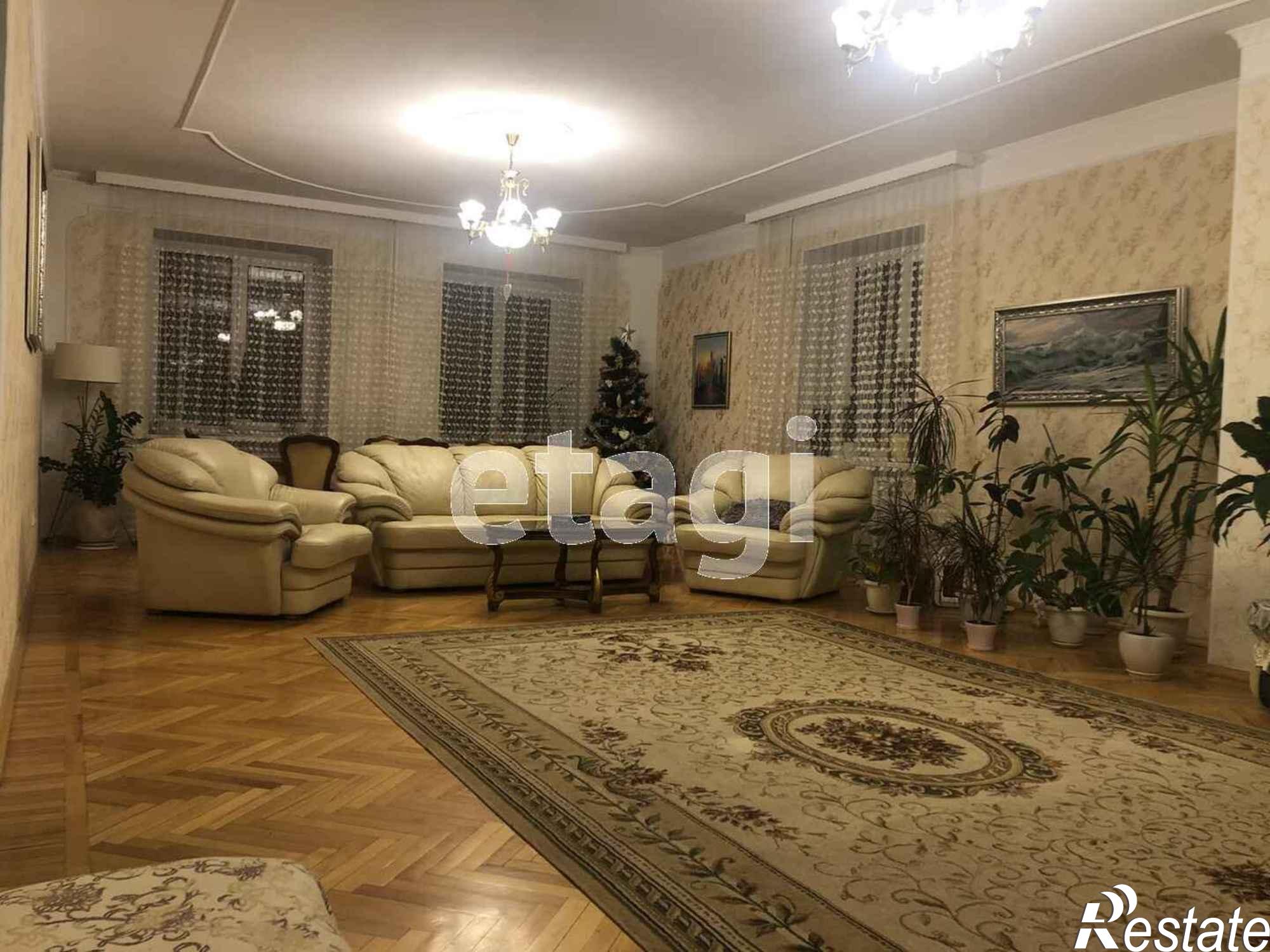 Купить квартиру за 30 000 000 рублей на Советская, 4