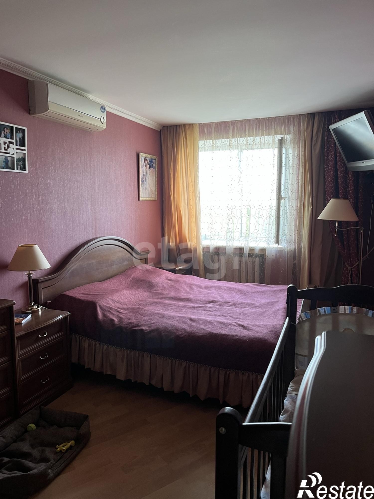 Купить квартиру за 9 300 000 рублей на Уральская, 53/1