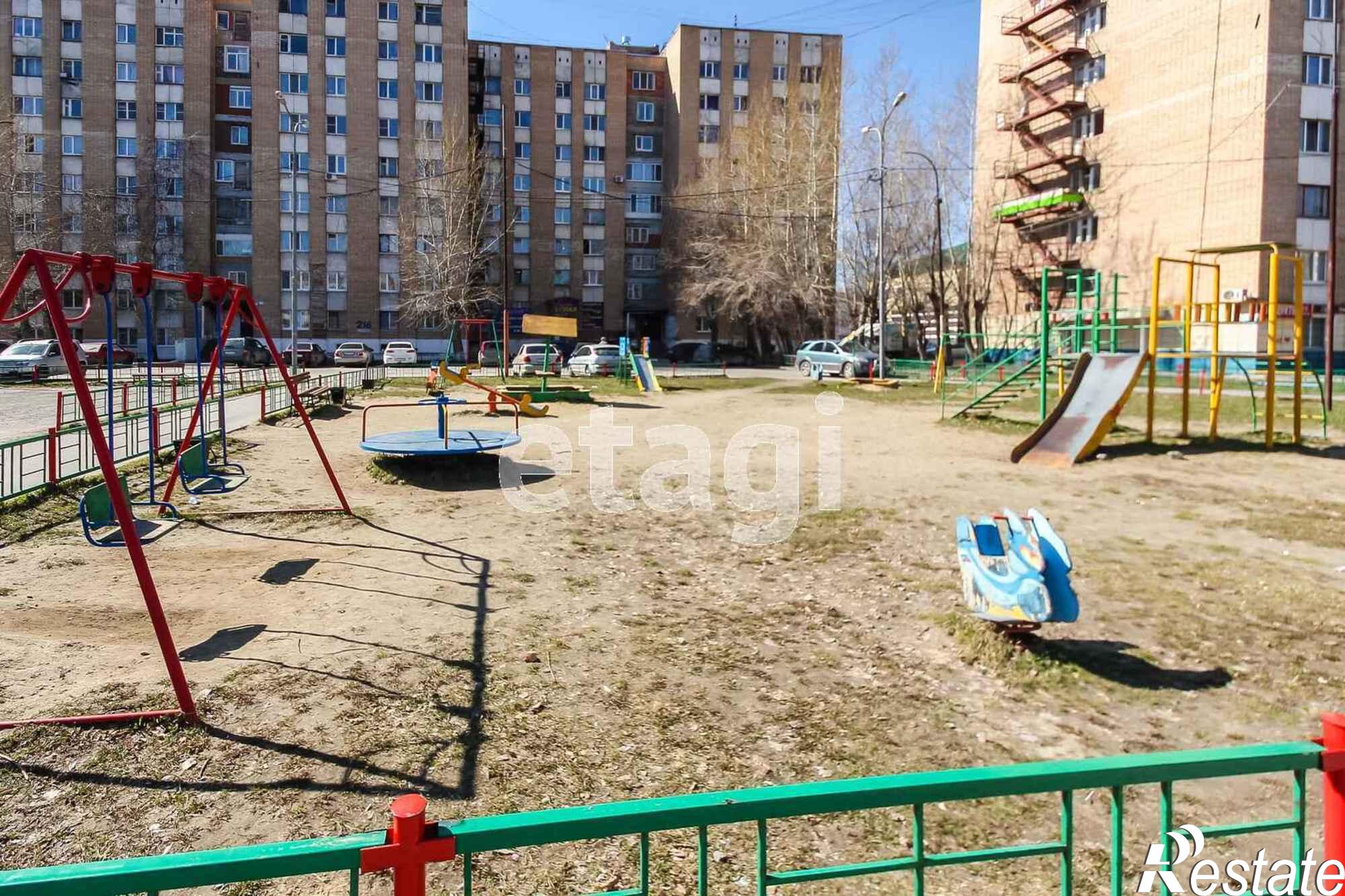 Купить комнату за 1 100 000 рублей на Республики, 218