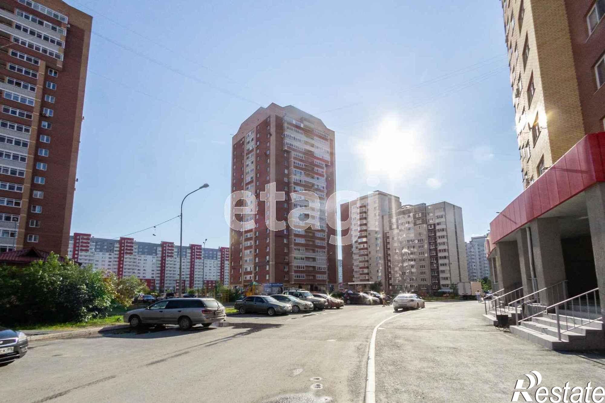 Купить квартиру за 7 990 000 рублей на Широтная, 189