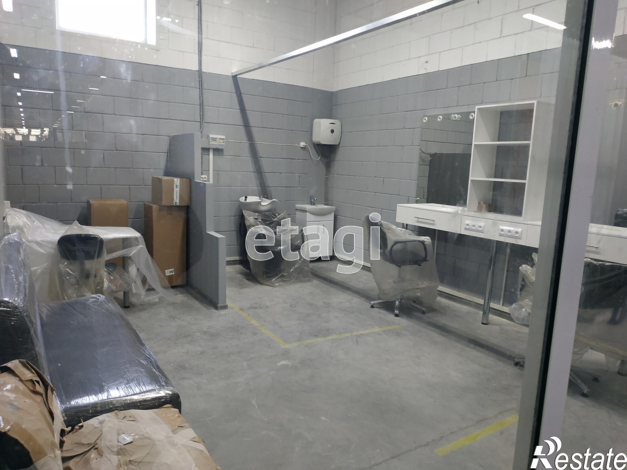 Сдать офис, помещение под офис за 22 000 рублей на Республики 203