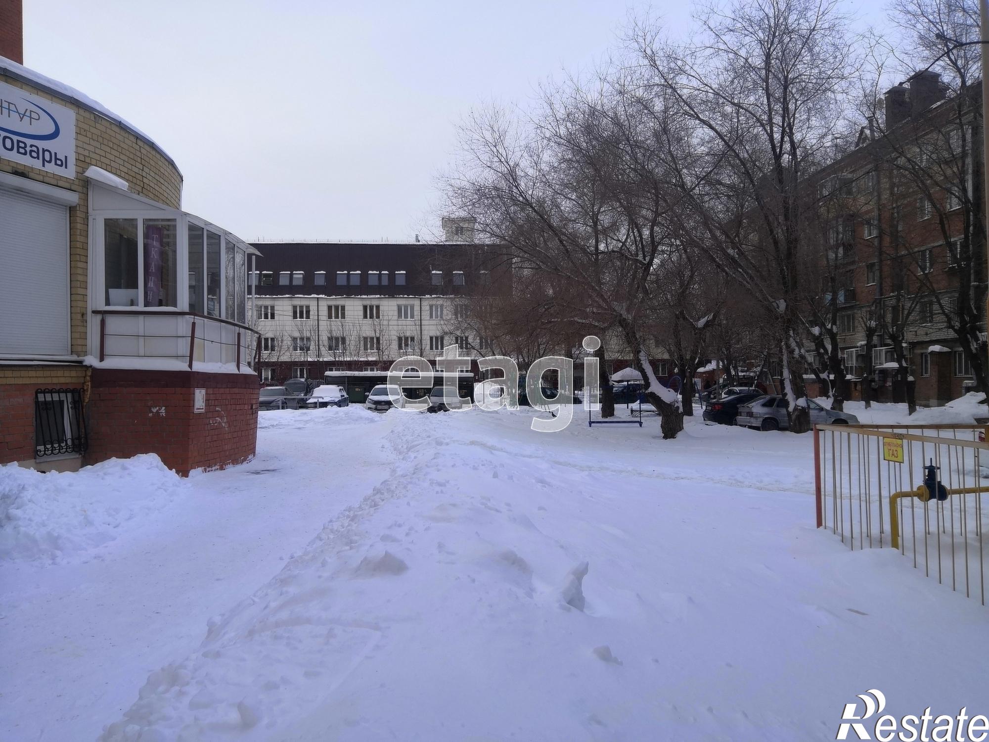 Сдать торговое помещение за 250 000 рублей на Республики 156к.1