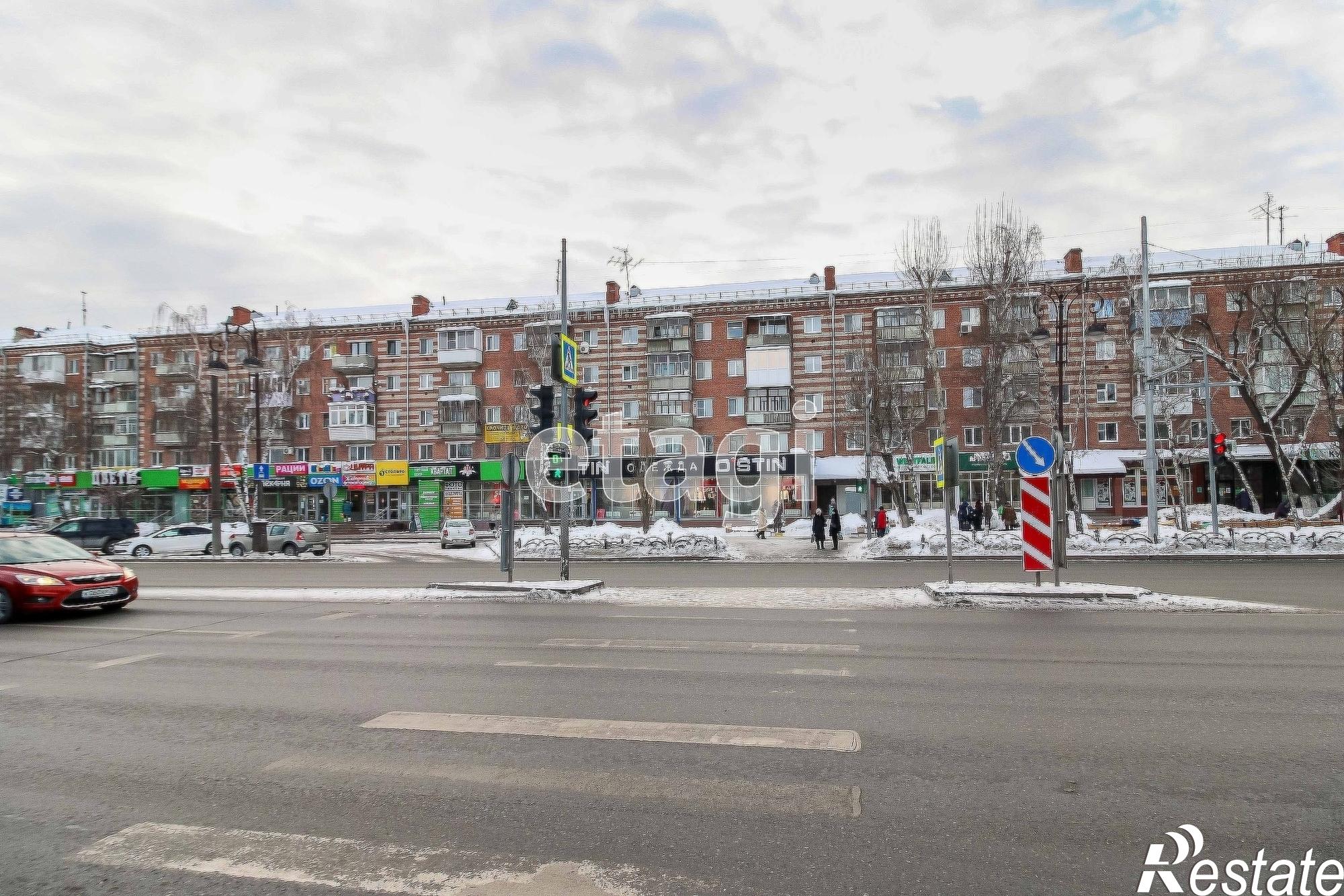 Сдать торговое помещение за 28 000 рублей на Республики 188