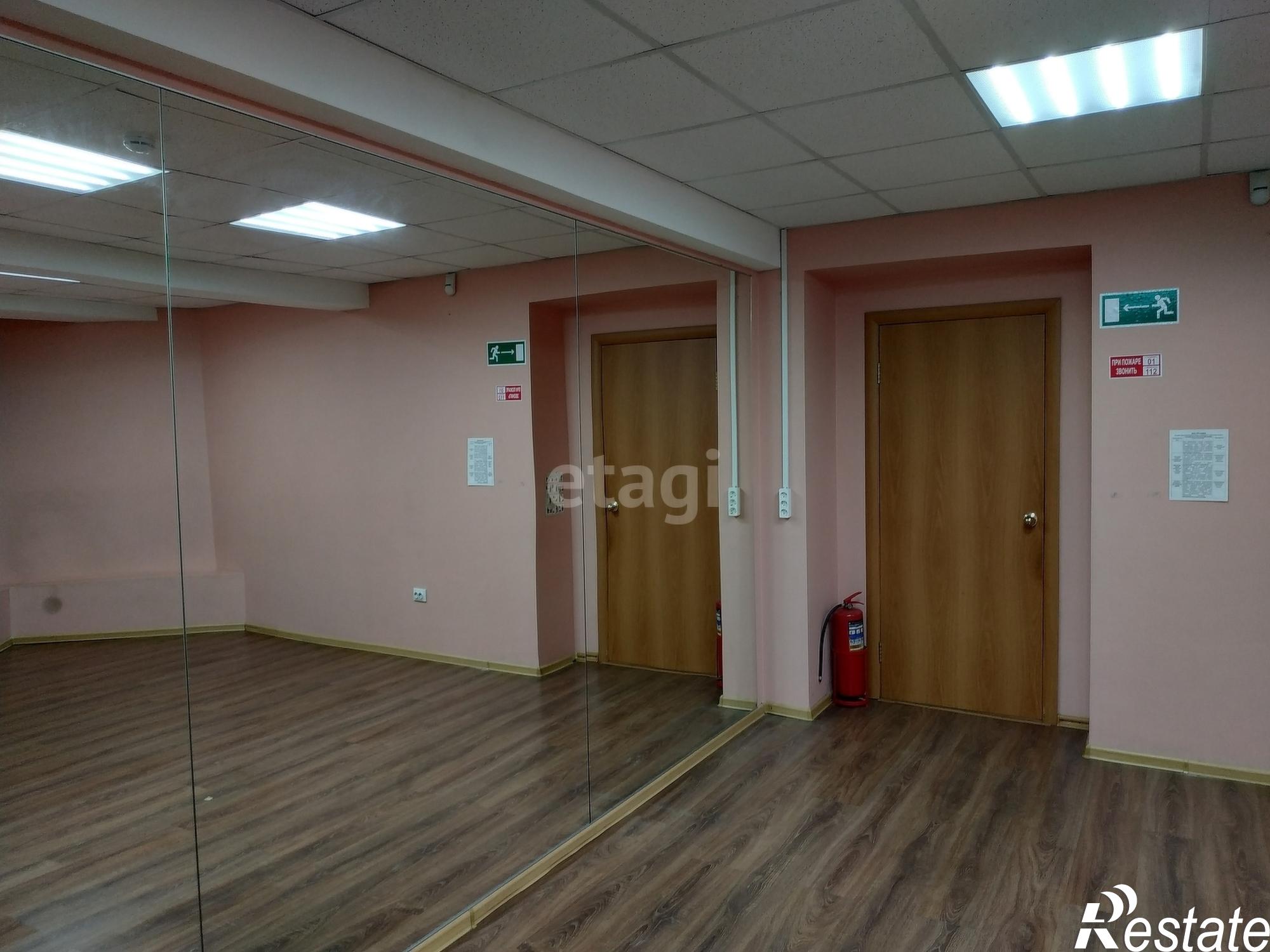 Сдать офис, помещение под офис за 40 000 рублей на Широтная 148 к.2