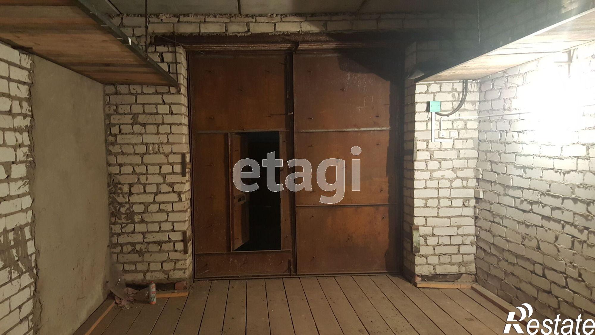 Купить гараж, место в паркинге за 1 100 000 рублей на Циолковского 22