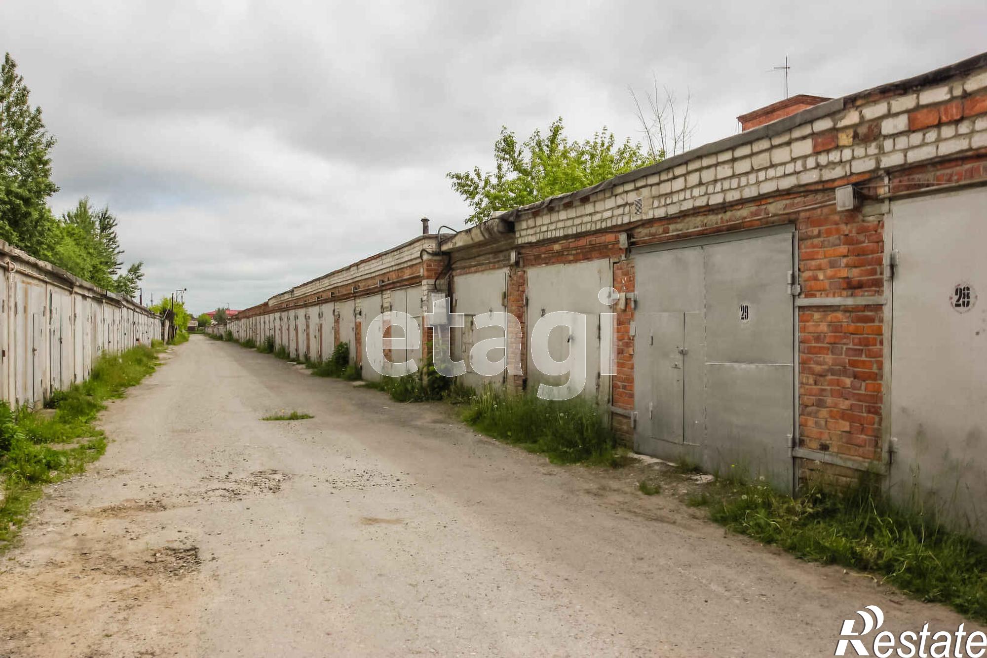 Купить гараж, место в паркинге за 830 000 рублей на Республики 209