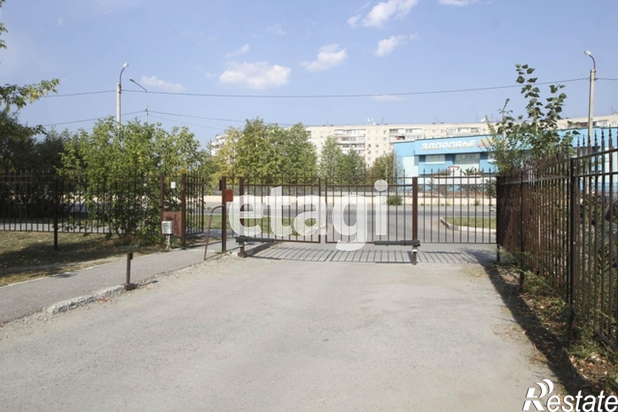 Купить гараж, место в паркинге за 850 000 рублей на Газовиков 2