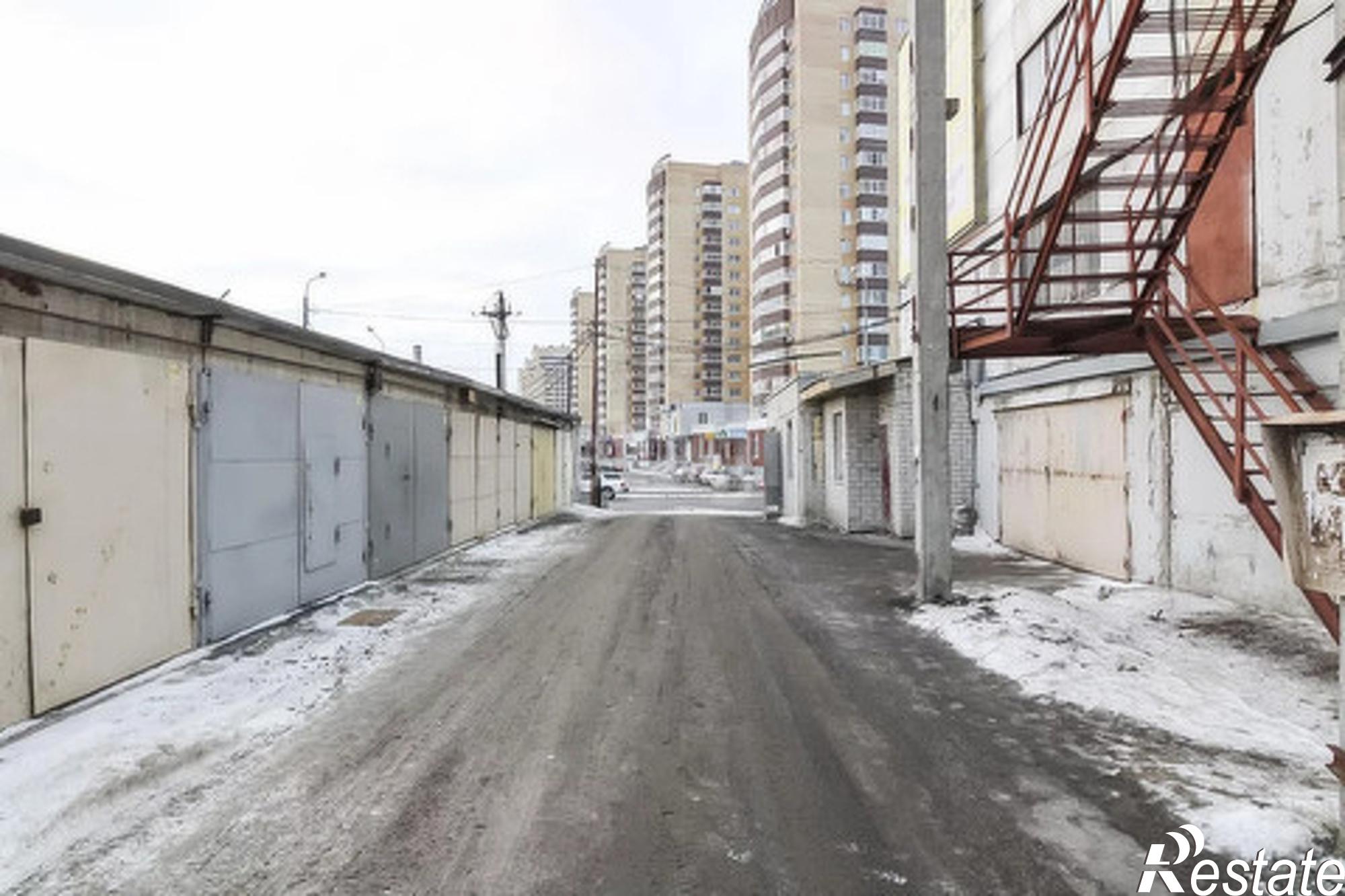 Купить гараж, место в паркинге за 900 000 рублей на Газовиков 57