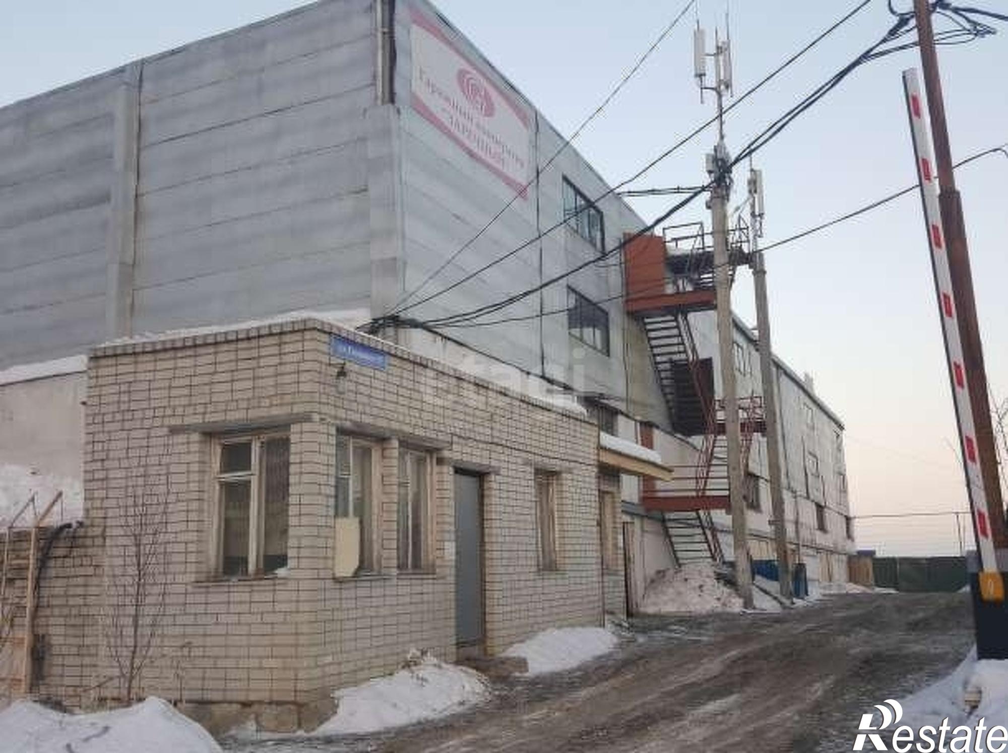 Купить гараж, место в паркинге за 900 000 рублей на Газовиков 57