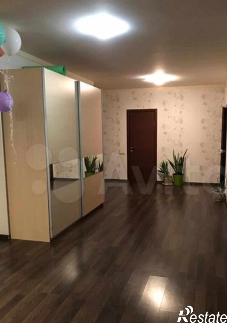 5-комн квартира Кирова улица, 101