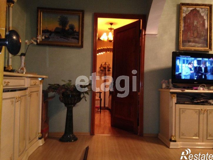4-комн квартира Арсеньева, 10а