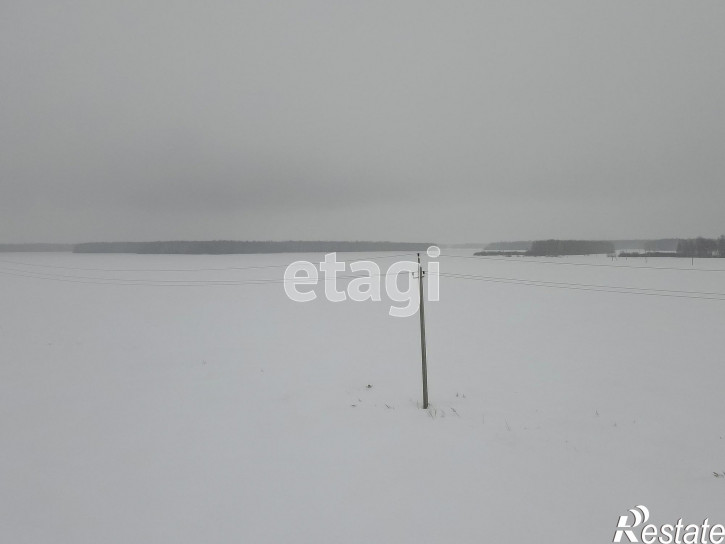 Земельный участок в 4 км. северо-западнее с.Горьковка и в 5 км. севернее ст.Подъем
