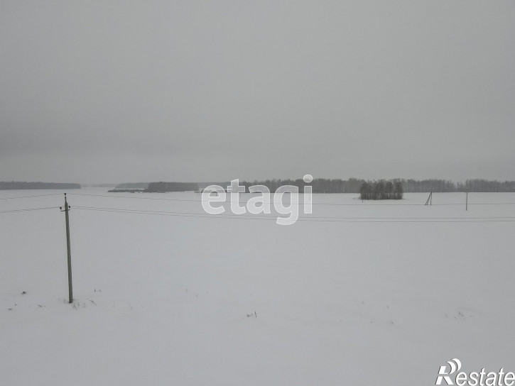 Земельный участок в 4 км. северо-западнее с.Горьковка и в 5 км. севернее ст.Подъем