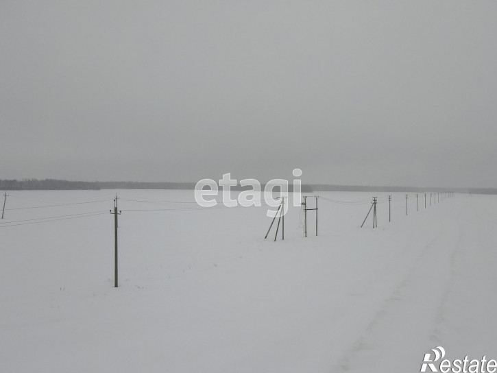 Земельный участок в 4 км. северо-западнее с.Горьковка и в 5 км. севернее ст.Подъем