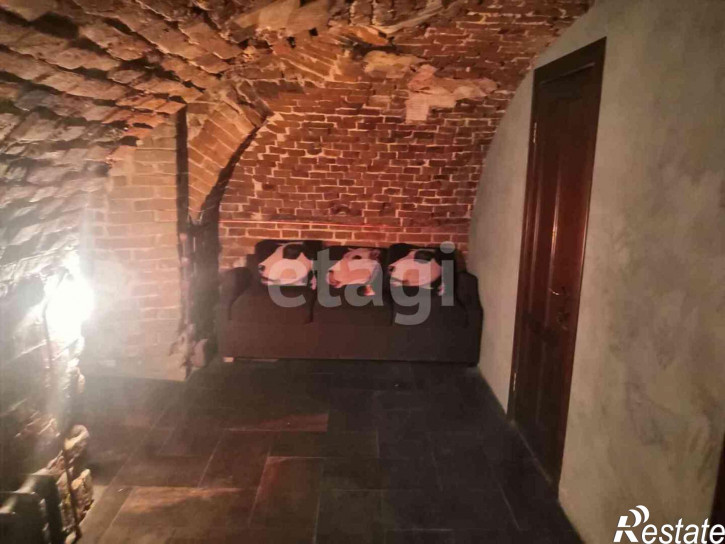 Помещение свободного назначения Республики 12
