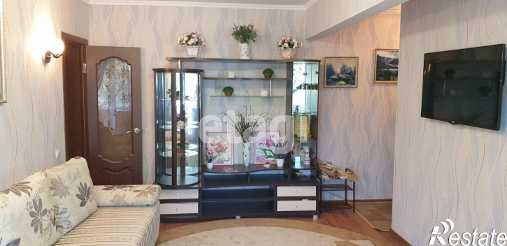 2-комн квартира Ленинградская, 13