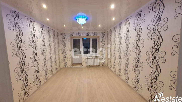 3-комн квартира Урожайная, 2а