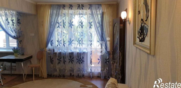 2-комн квартира Ленинградская, 13