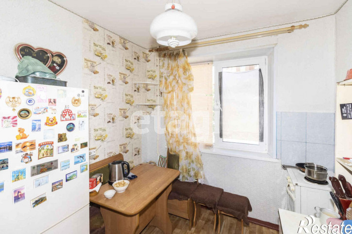 5-комн квартира Школьная, 11