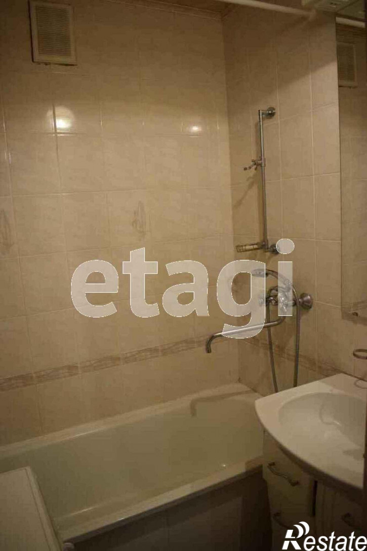 2-комн квартира Строителей, 5
