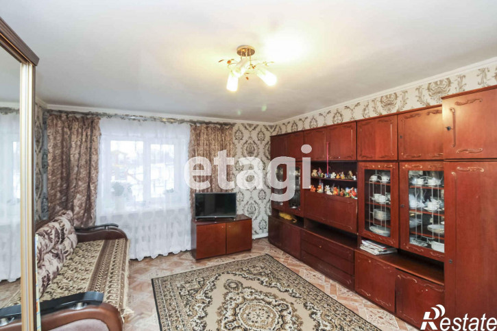2-комн квартира Источник, 6/1
