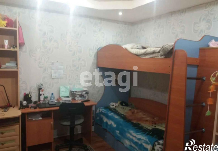 3-комн квартира 2123 км, 2