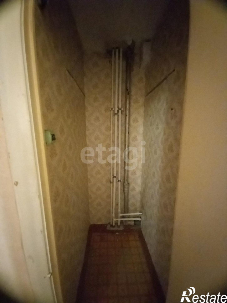 2-комн квартира 67 лет Октября, 3