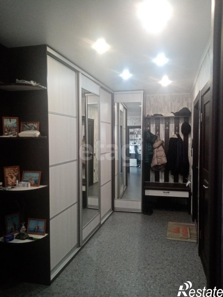 2-комн квартира Строителей, 11