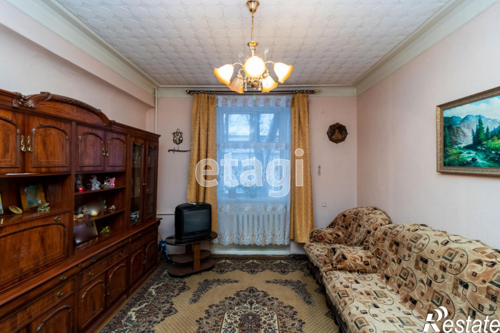 3-комн квартира Мира, 35