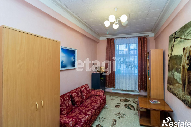 3-комн квартира Мира, 35