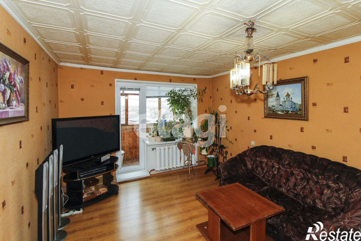 4-комн квартира Школьная, 14