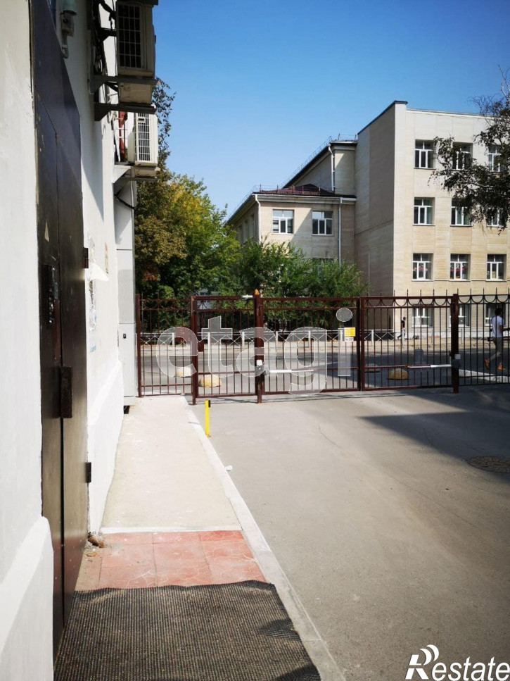 2-комн квартира Орджоникидзе, 51