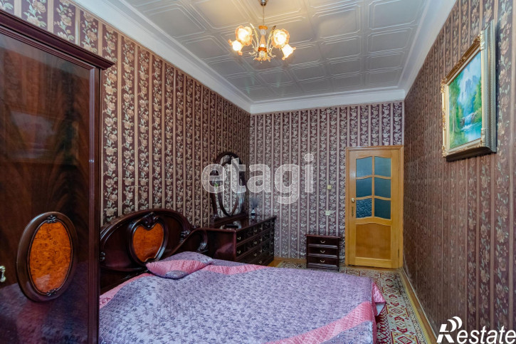 3-комн квартира Мира, 35