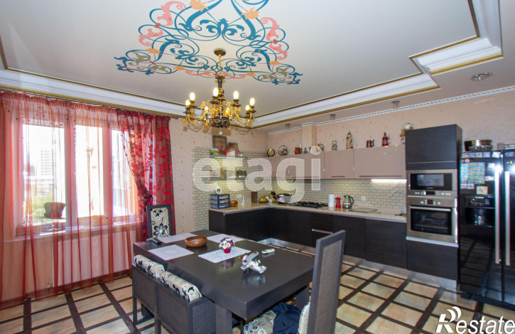 4-комн квартира Грибоедова, 2