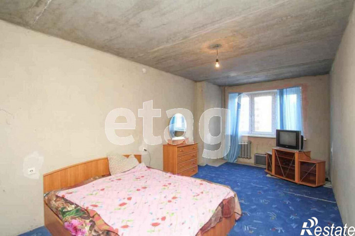 3-комн квартира Депутатская, 80/2
