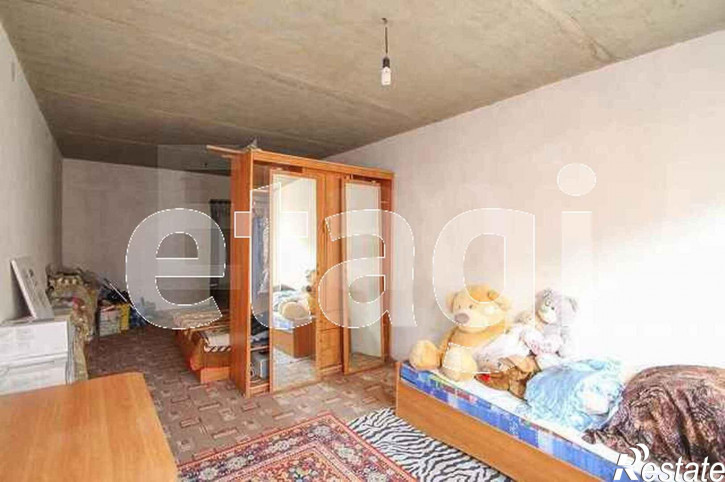 3-комн квартира Депутатская, 80/2