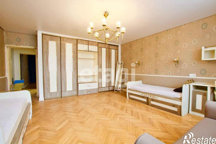 5-комн квартира Олимпийская, 8/2