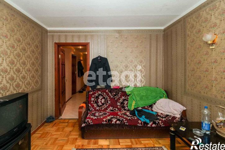 4-комн квартира Профсоюзная, 32