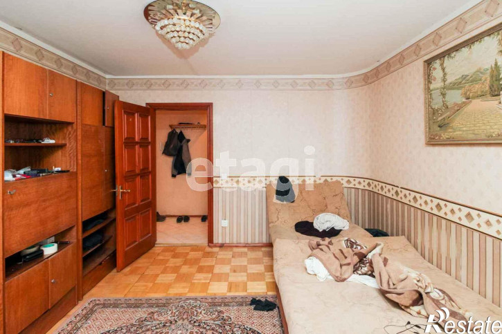 4-комн квартира Профсоюзная, 32