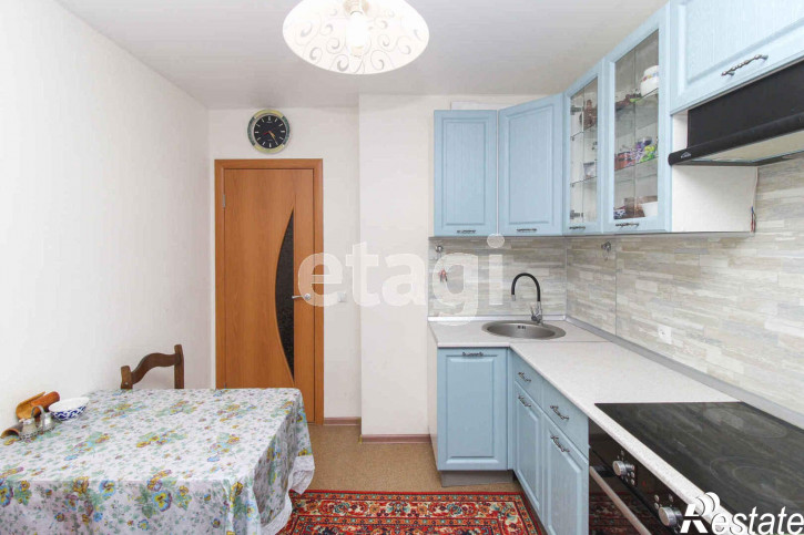 2-комн квартира Буденного, 15