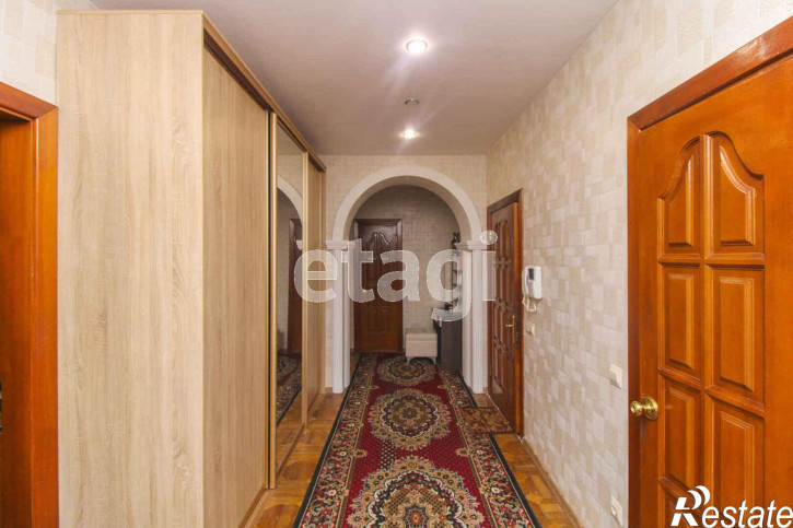 3-комн квартира Малыгина, 56