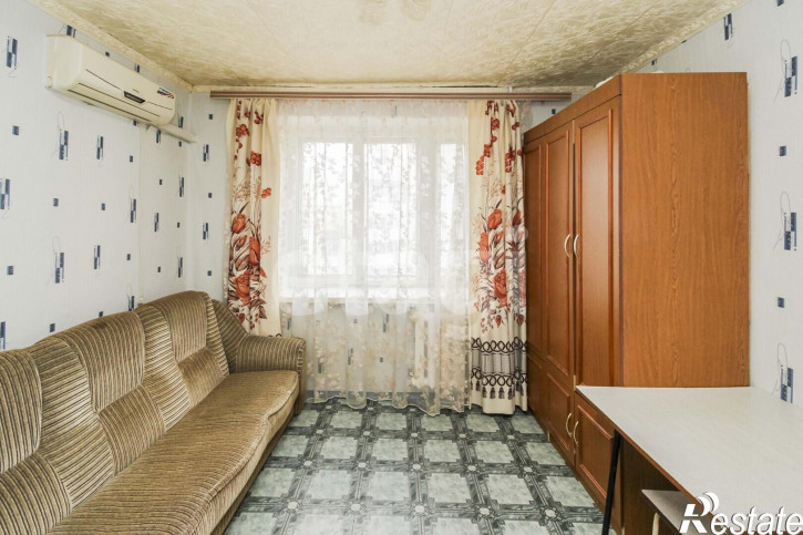 Комната Харьковская, 1