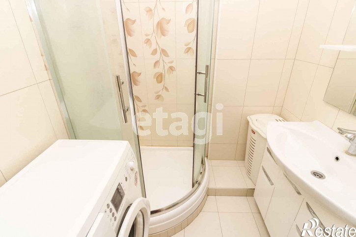 4-комн квартира Газовиков, 3