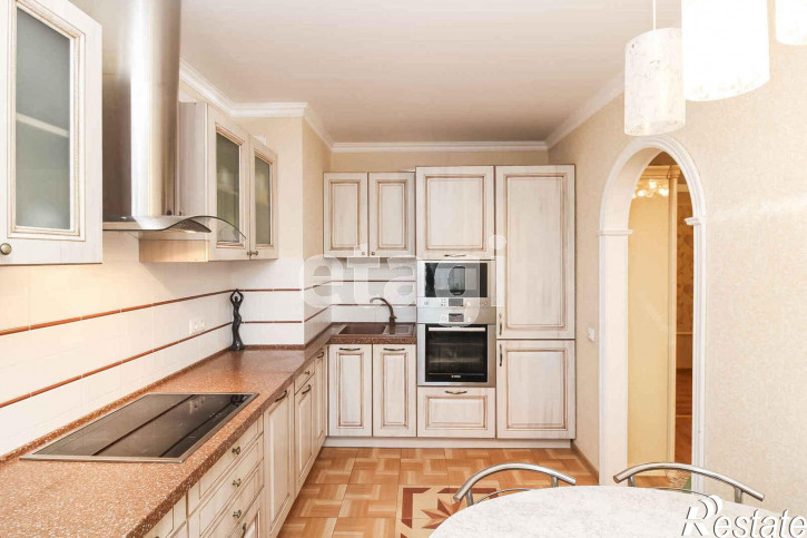 4-комн квартира Газовиков, 3