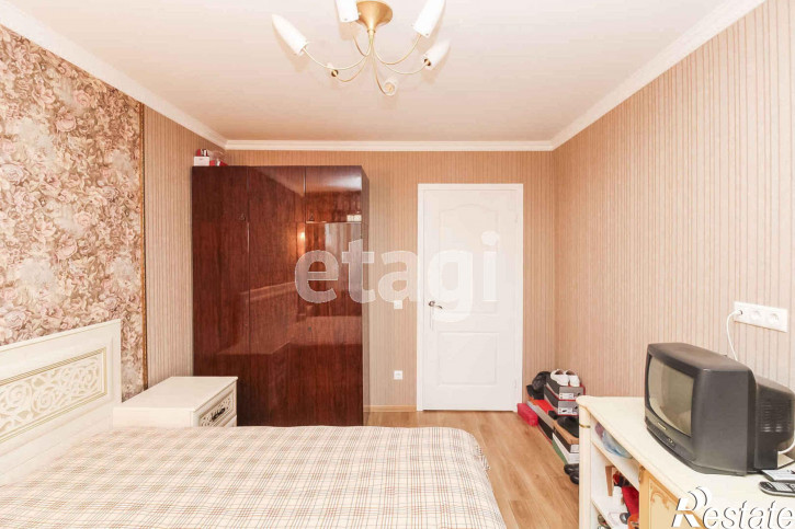 4-комн квартира Газовиков, 3