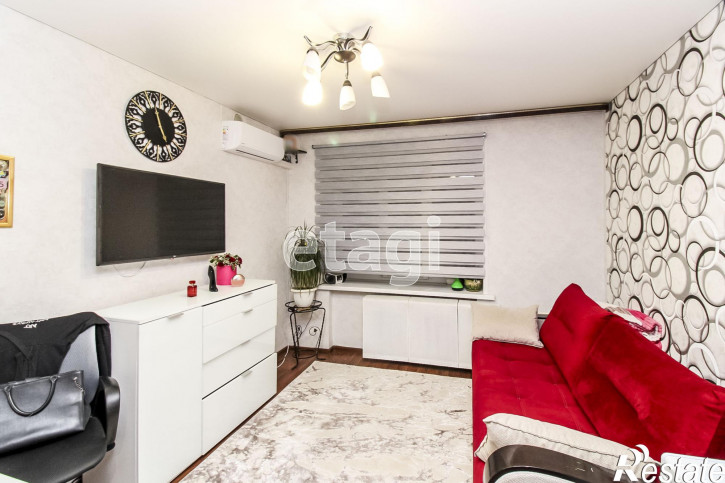 Комната Юганский пр, 9