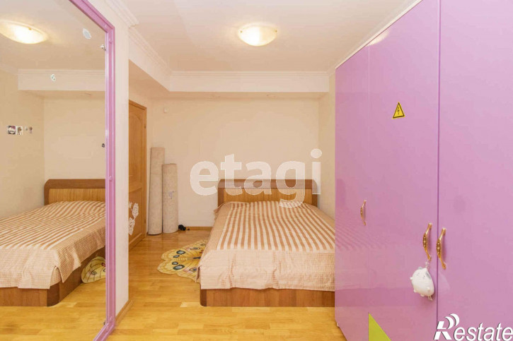 5-комн квартира Попова, 7/2