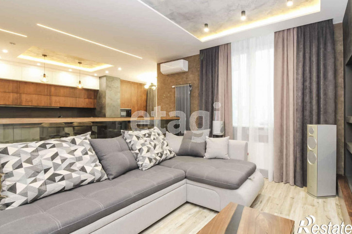 2-комн квартира Газовиков, 79