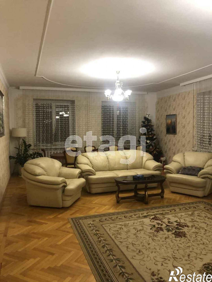 5-комн квартира Советская, 4
