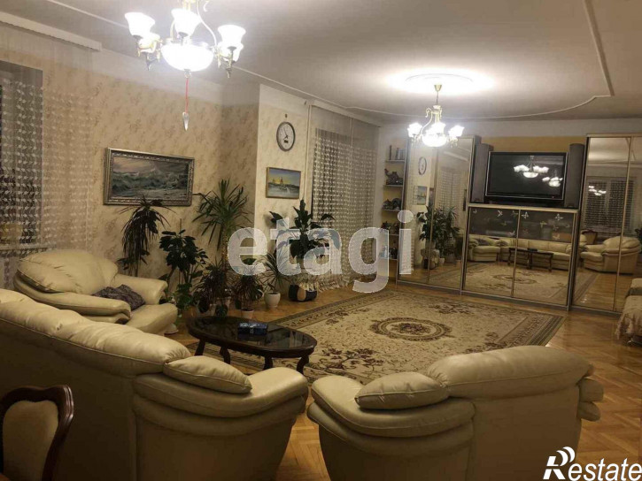 5-комн квартира Советская, 4
